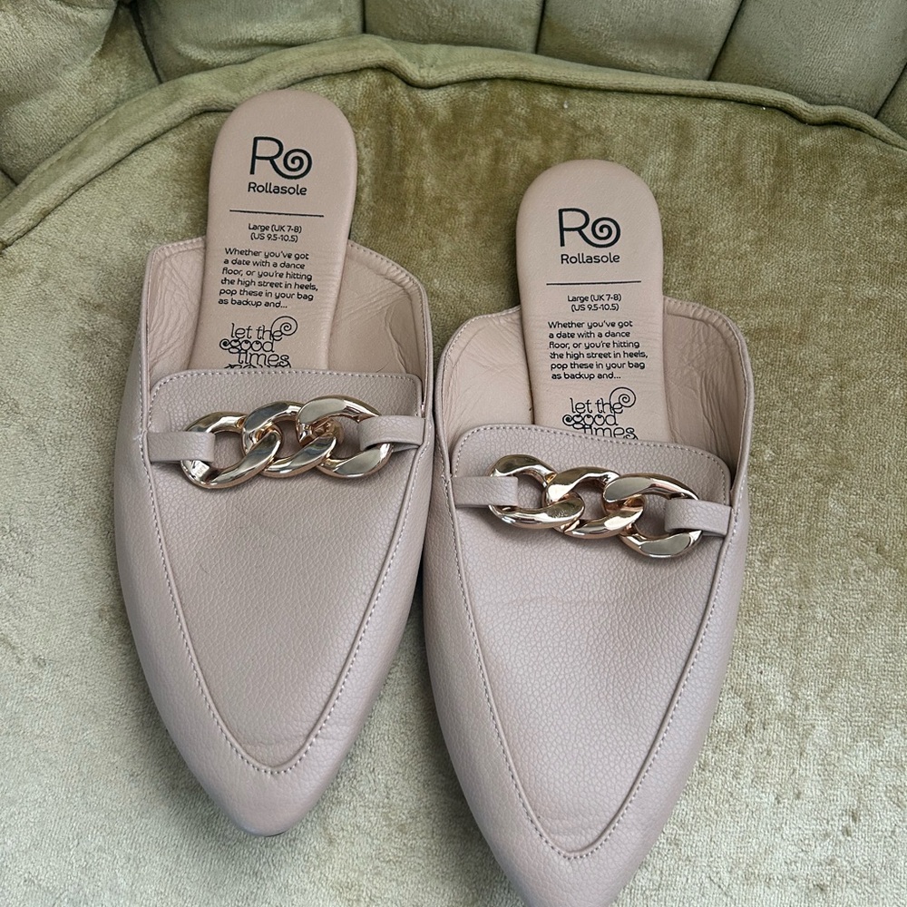 ROLLASOLE Beige Chain Detail Mules - Large (9.5-10.5)